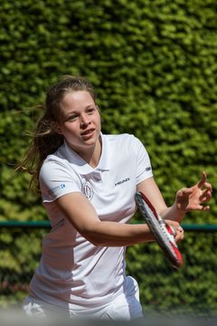 Adelina Krüger 587 - -